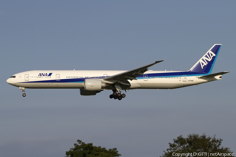 All Nippon Airways - ANA Boeing 777-381(ER) (JA736A) | Photo 419499
