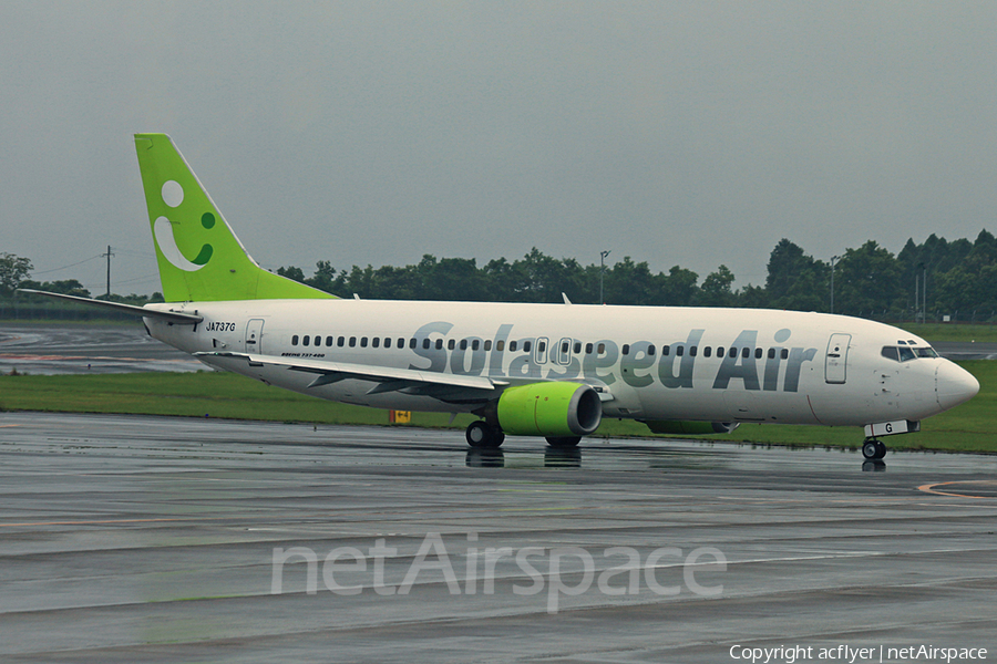 Solaseed Air Boeing 737-43Q (JA737G) | Photo 379064