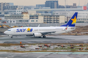 Skymark Airlines Boeing 737-86N (JA737Q) at  Fukuoka, Japan