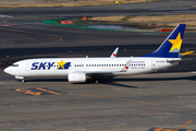 Skymark Airlines Boeing 737-86N (JA737Q) at  Tokyo - Haneda International, Japan