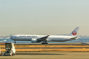 Japan Airlines - JAL Boeing 777-346(ER) (JA738J) at  Tokyo - Haneda International, Japan