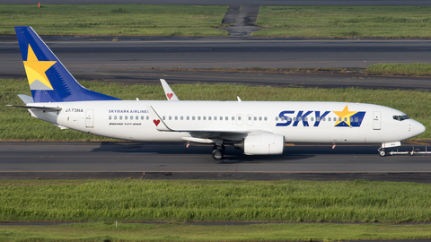 Skymark Airlines Boeing 737-8HX (JA73NA) at  Tokyo - Haneda International, Japan