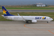 Skymark Airlines Boeing 737-8FZ (JA73NE) at  Kobe, Japan