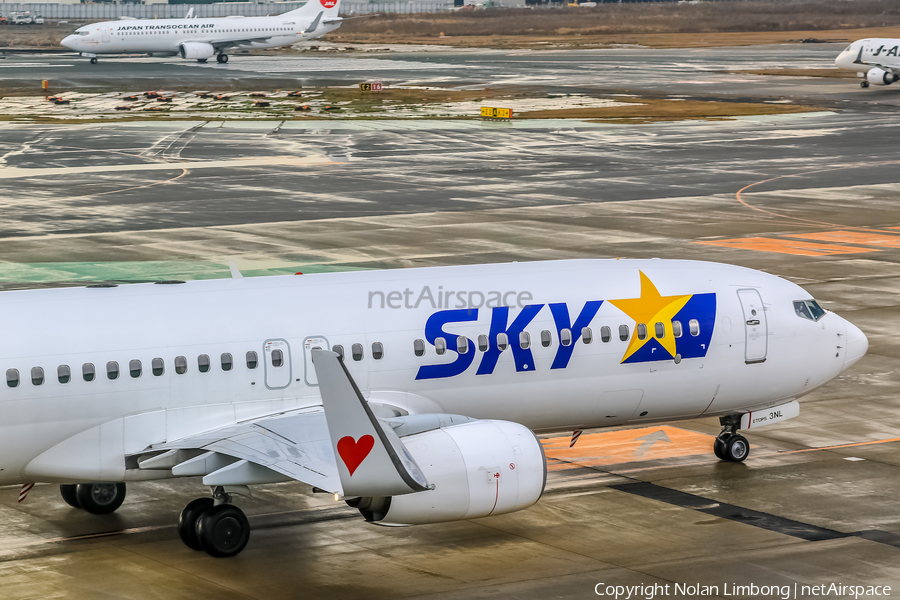 Skymark Airlines Boeing 737-8HX (JA73NL) | Photo 597478