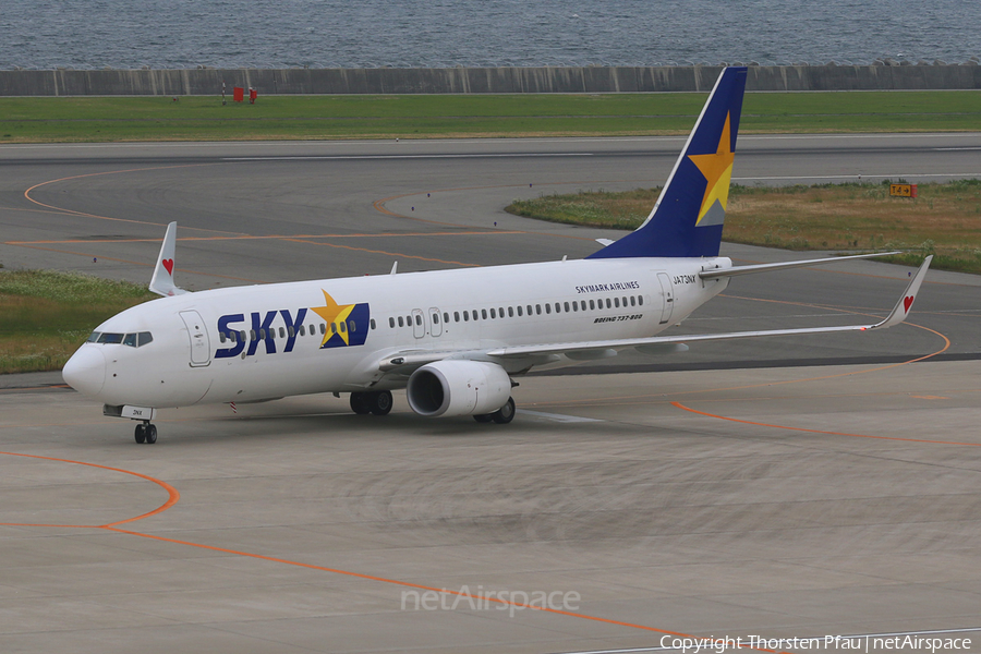 Skymark Airlines Boeing 737-86N (JA73NX) | Photo 77568