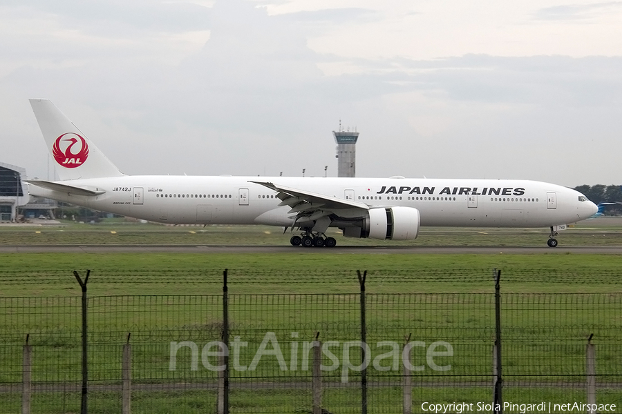 Japan Airlines - JAL Boeing 777-346(ER) (JA742J) | Photo 360494