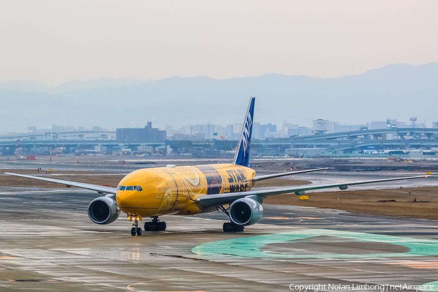 All Nippon Airways - ANA Boeing 777-281(ER) (JA743A) | Photo 598986