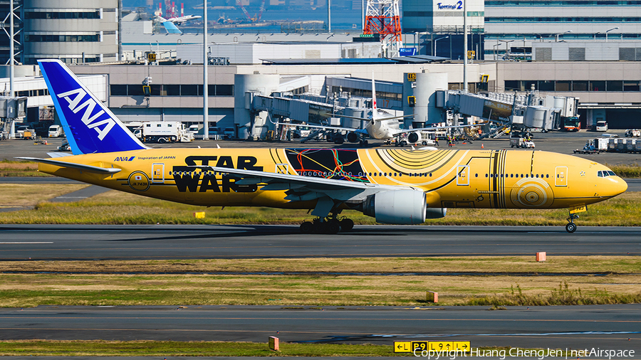 All Nippon Airways - ANA Boeing 777-281(ER) (JA743A) | Photo 664554