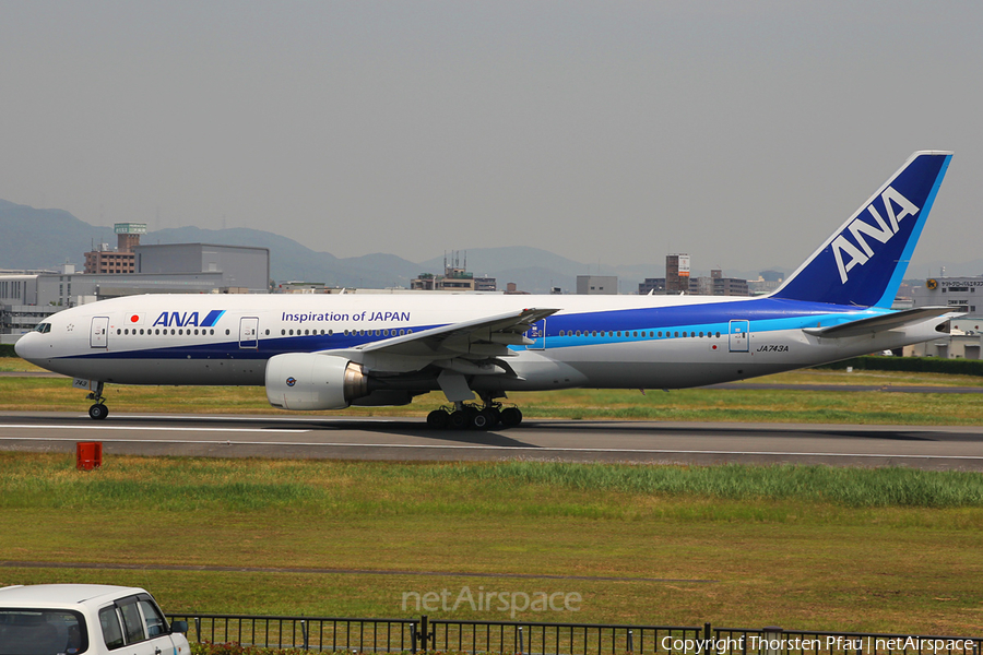 All Nippon Airways - ANA Boeing 777-281(ER) (JA743A) | Photo 77841