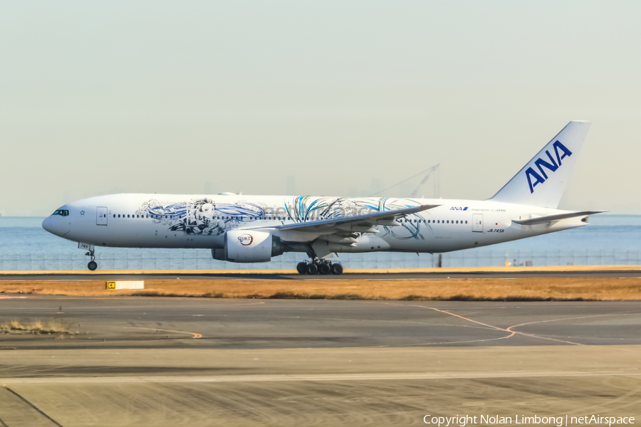 All Nippon Airways - ANA Boeing 777-281(ER) (JA745A) | Photo 598990