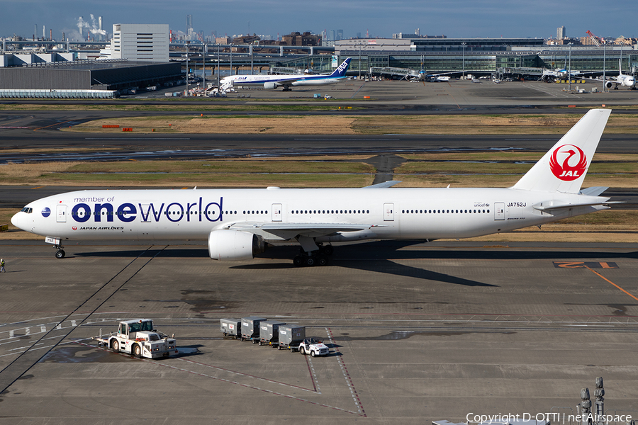 Japan Airlines - JAL Boeing 777-346 (JA752J) | Photo 379553