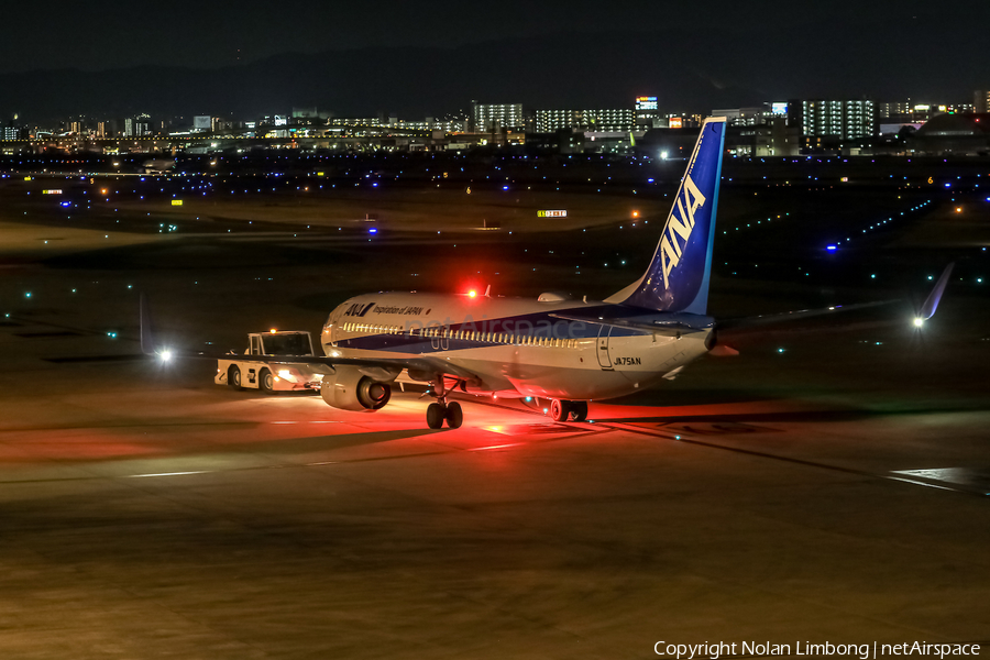 All Nippon Airways - ANA Boeing 737-881 (JA75AN) | Photo 597498