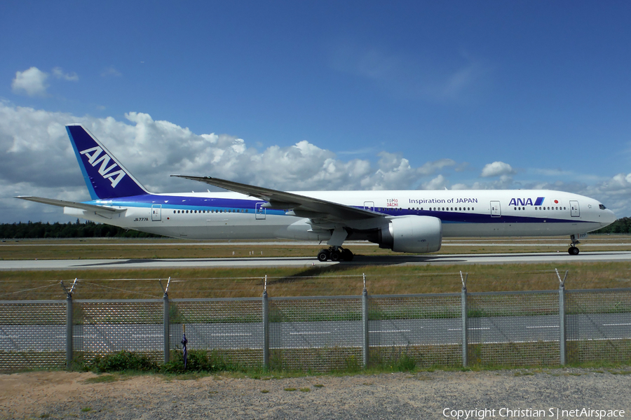 All Nippon Airways - ANA Boeing 777-381(ER) (JA777A) | Photo 168155