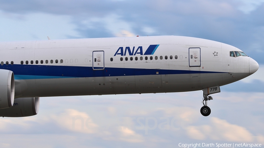All Nippon Airways - ANA Boeing 777-381(ER) (JA778A) | Photo 221819