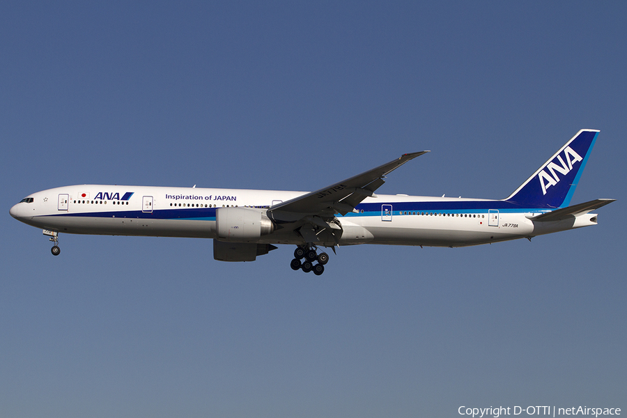 All Nippon Airways - ANA Boeing 777-381(ER) (JA779A) | Photo 467446