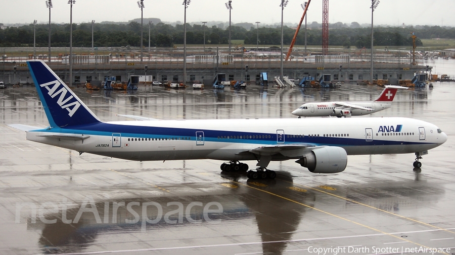 All Nippon Airways - ANA Boeing 777-381(ER) (JA782A) | Photo 171615