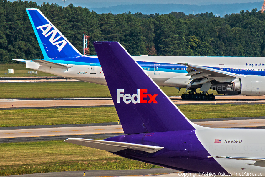 All Nippon Airways - ANA Boeing 777-381(ER) (JA783A) | Photo 85578