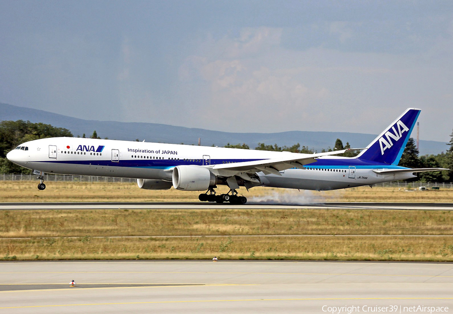 All Nippon Airways - ANA Boeing 777-381(ER) (JA784A) | Photo 185262