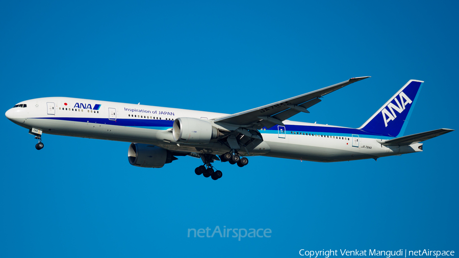 All Nippon Airways - ANA Boeing 777-381(ER) (JA784A) | Photo 193607