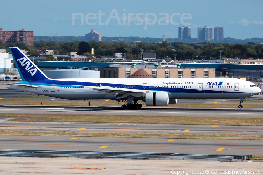 All Nippon Airways - ANA Boeing 777-381(ER) (JA785A) | Photo 124889