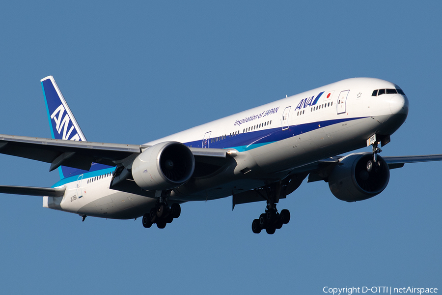 All Nippon Airways - ANA Boeing 777-381(ER) (JA785A) | Photo 357518