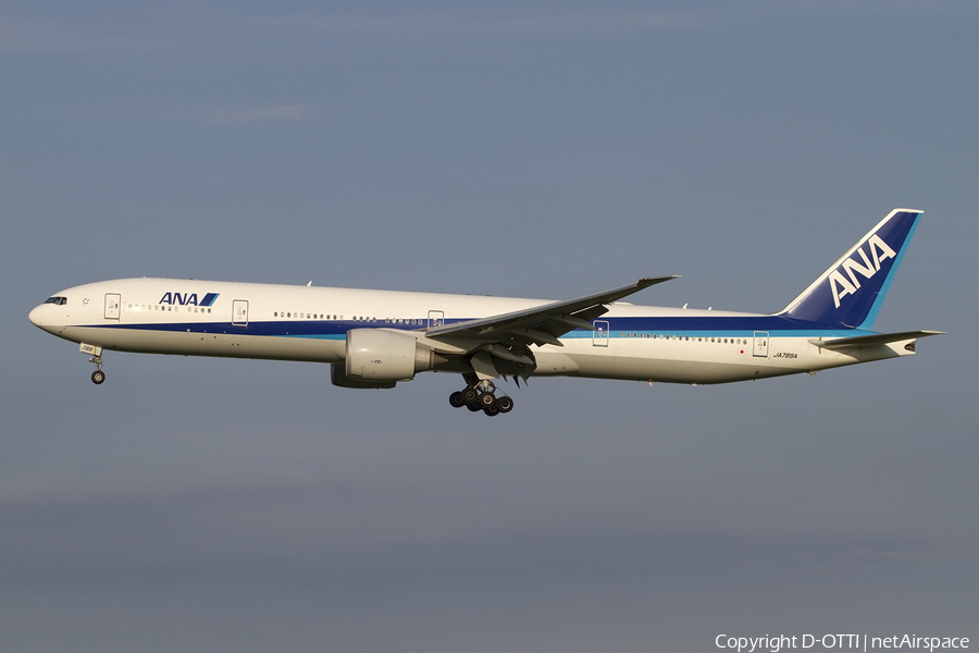 All Nippon Airways - ANA Boeing 777-381(ER) (JA789A) | Photo 419502
