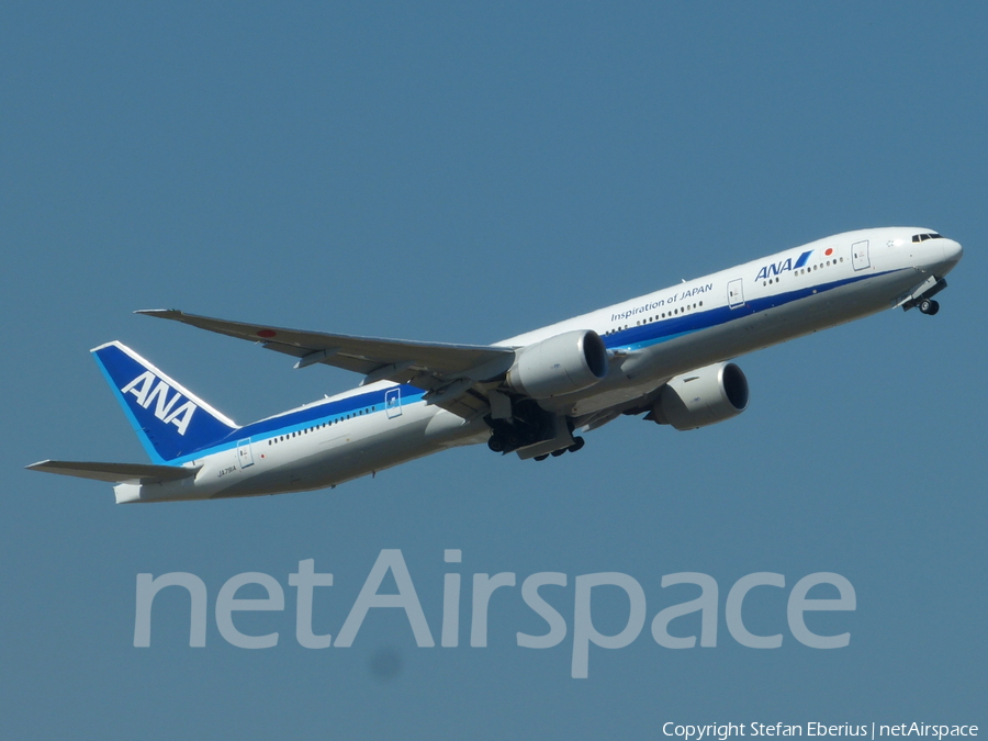 All Nippon Airways - ANA Boeing 777-381(ER) (JA791A) | Photo 423331