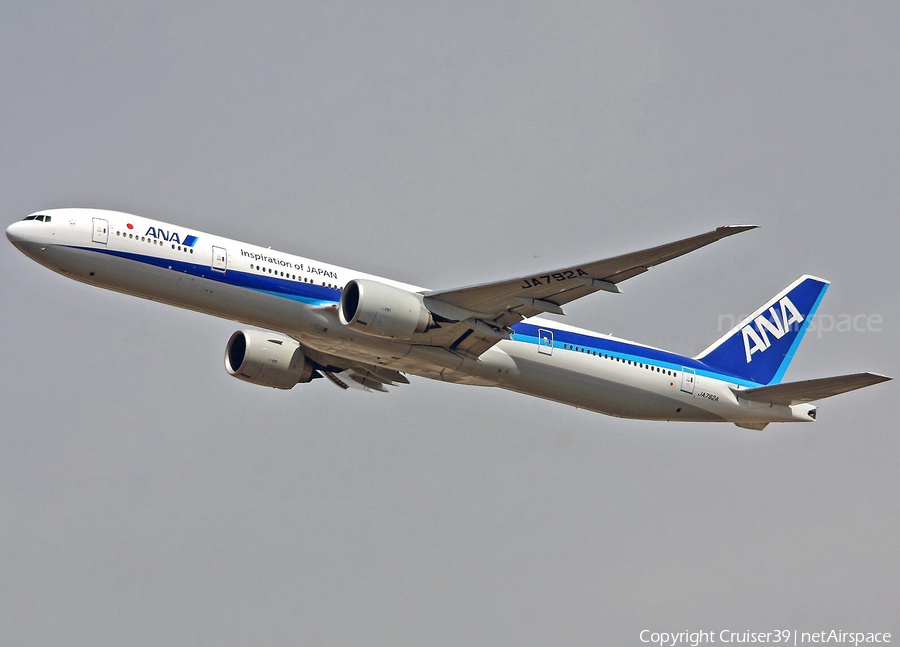 All Nippon Airways - ANA Boeing 777-381(ER) (JA792A) | Photo 370858
