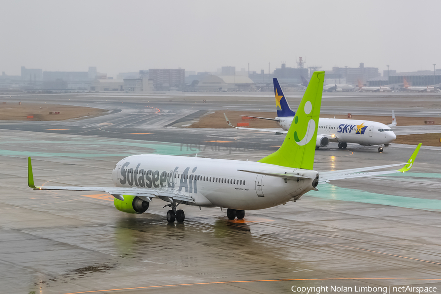 Solaseed Air Boeing 737-81D (JA801X) | Photo 599003