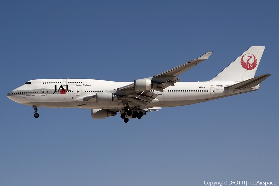 Japan Airlines - JAL Boeing 747-446 (JA8077) | Photo 178315