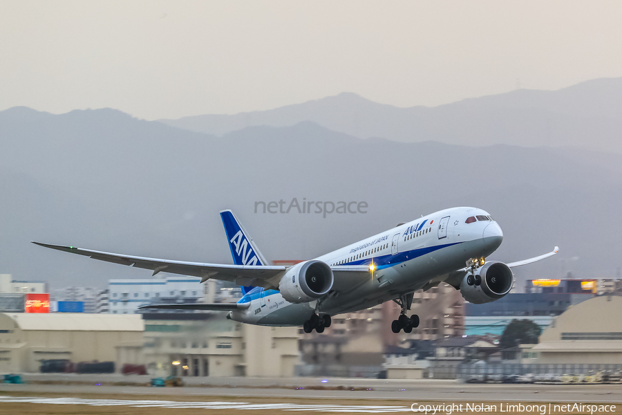 All Nippon Airways - ANA Boeing 787-8 Dreamliner (JA809A) | Photo 599025