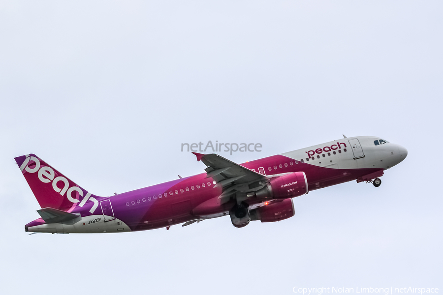 Peach Airbus A320-214 (JA821P) | Photo 599121