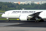 Japan Airlines - JAL Boeing 787-8 Dreamliner (JA822J) at  Singapore - Changi, Singapore