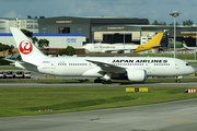 Japan Airlines - JAL Boeing 787-8 Dreamliner (JA824J) at  Singapore - Changi, Singapore