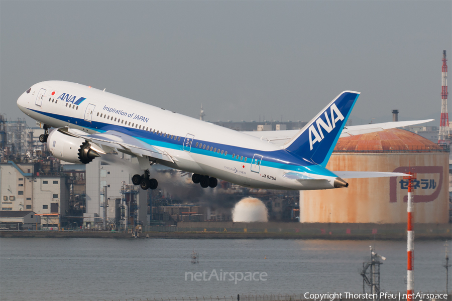 All Nippon Airways - ANA Boeing 787-8 Dreamliner (JA825A) | Photo 81568