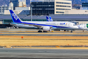 All Nippon Airways - ANA Boeing 787-8 Dreamliner (JA825A) at  Osaka - Itami International, Japan