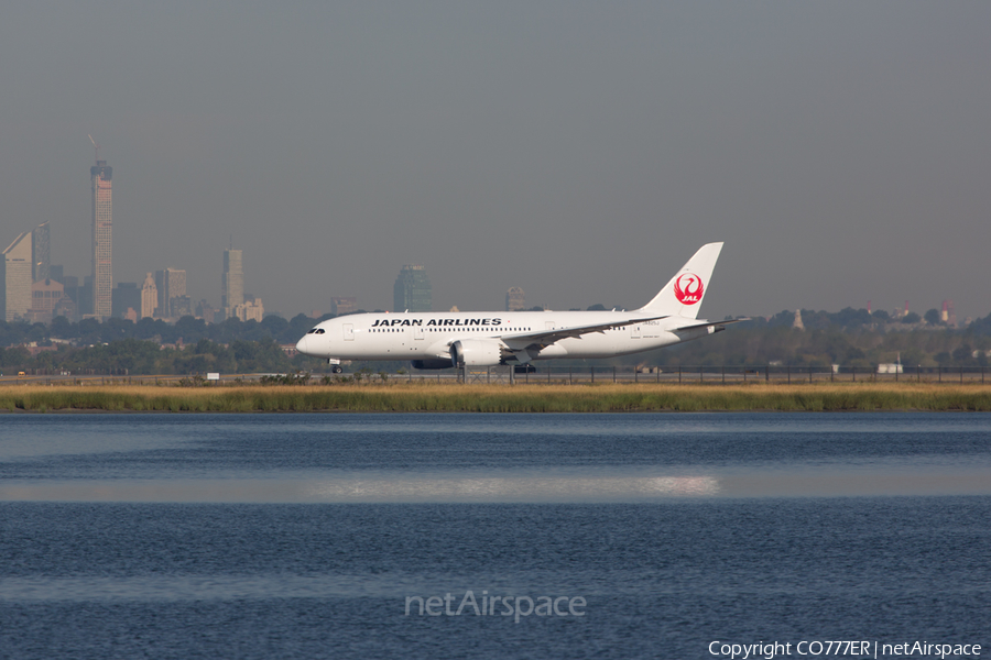 Japan Airlines - JAL Boeing 787-8 Dreamliner (JA825J) | Photo 60954