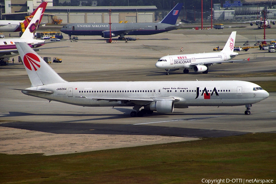 Japan Asia Airways Boeing 767-346 (JA8264) | Photo 288480