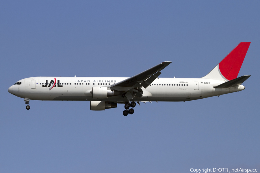 Japan Airlines - JAL Boeing 767-346 (JA8268) | Photo 418599