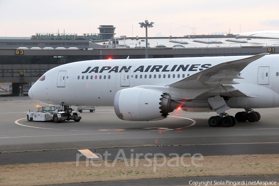Japan Airlines - JAL Boeing 787-8 Dreamliner (JA826J) | Photo 360698