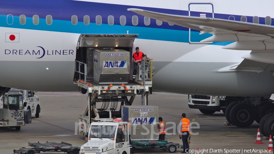 All Nippon Airways - ANA Boeing 787-8 Dreamliner (JA827A) | Photo 225577