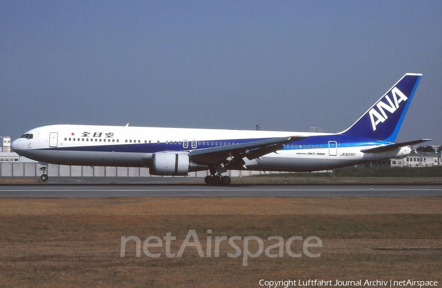 All Nippon Airways - ANA Boeing 767-381 (JA8290) | Photo 401390