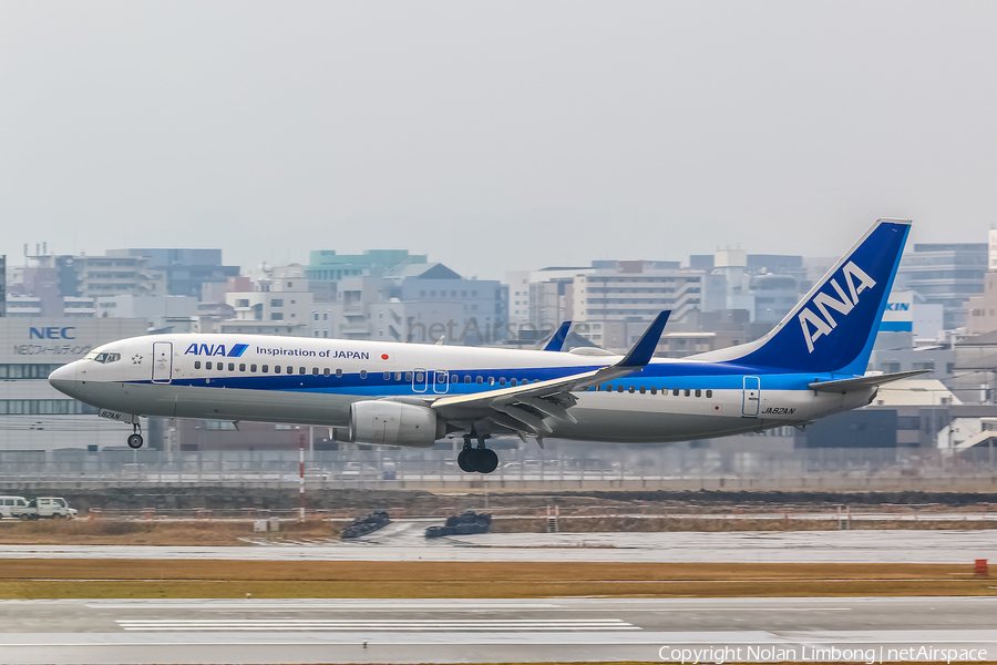 All Nippon Airways - ANA Boeing 737-881 (JA82AN) | Photo 597524