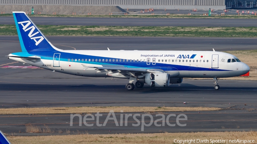 All Nippon Airways - ANA Airbus A320-211 (JA8300) | Photo 204615