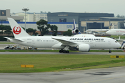 Japan Airlines - JAL Boeing 787-8 Dreamliner (JA834J) at  Singapore - Changi, Singapore