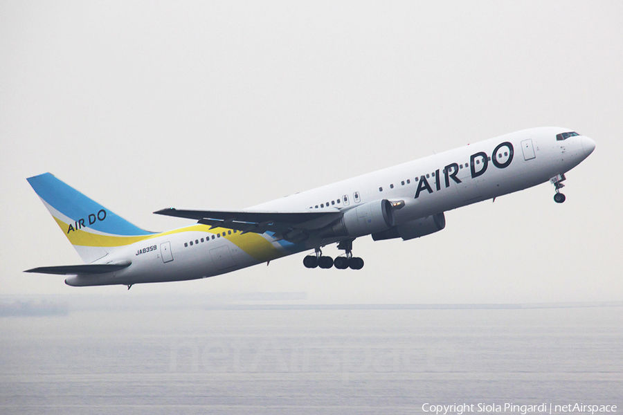 Hokkaido International Airlines - Air Do Boeing 767-381 (JA8359) | Photo 361326