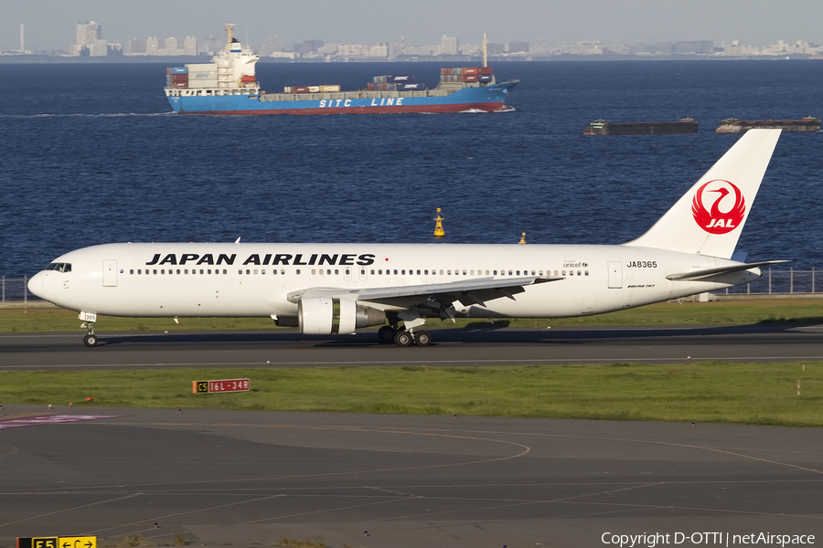 Japan Airlines - JAL Boeing 767-346 (JA8365) | Photo 418196