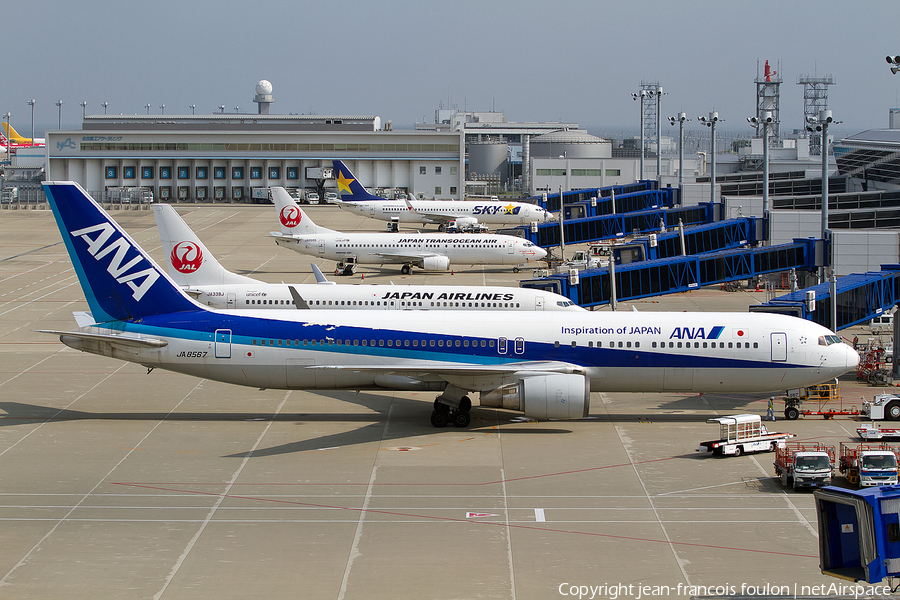 All Nippon Airways - ANA Boeing 767-381 (JA8567) | Photo 269669
