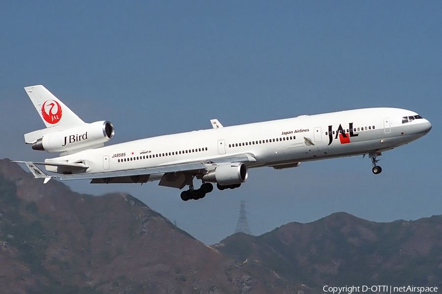 Japan Airlines - JAL McDonnell Douglas MD-11 (JA8585) | Photo 163416