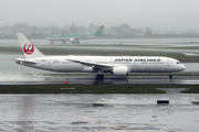 Japan Airlines - JAL Boeing 787-9 Dreamliner (JA862J) at  Boston - Logan International, United States